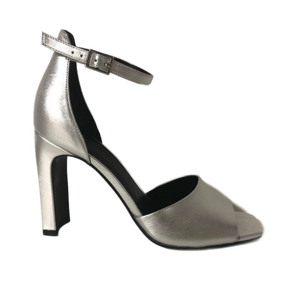 NIB MARC FISHER LTD HARLIN HEELED OPEN-TOE SANDALS
